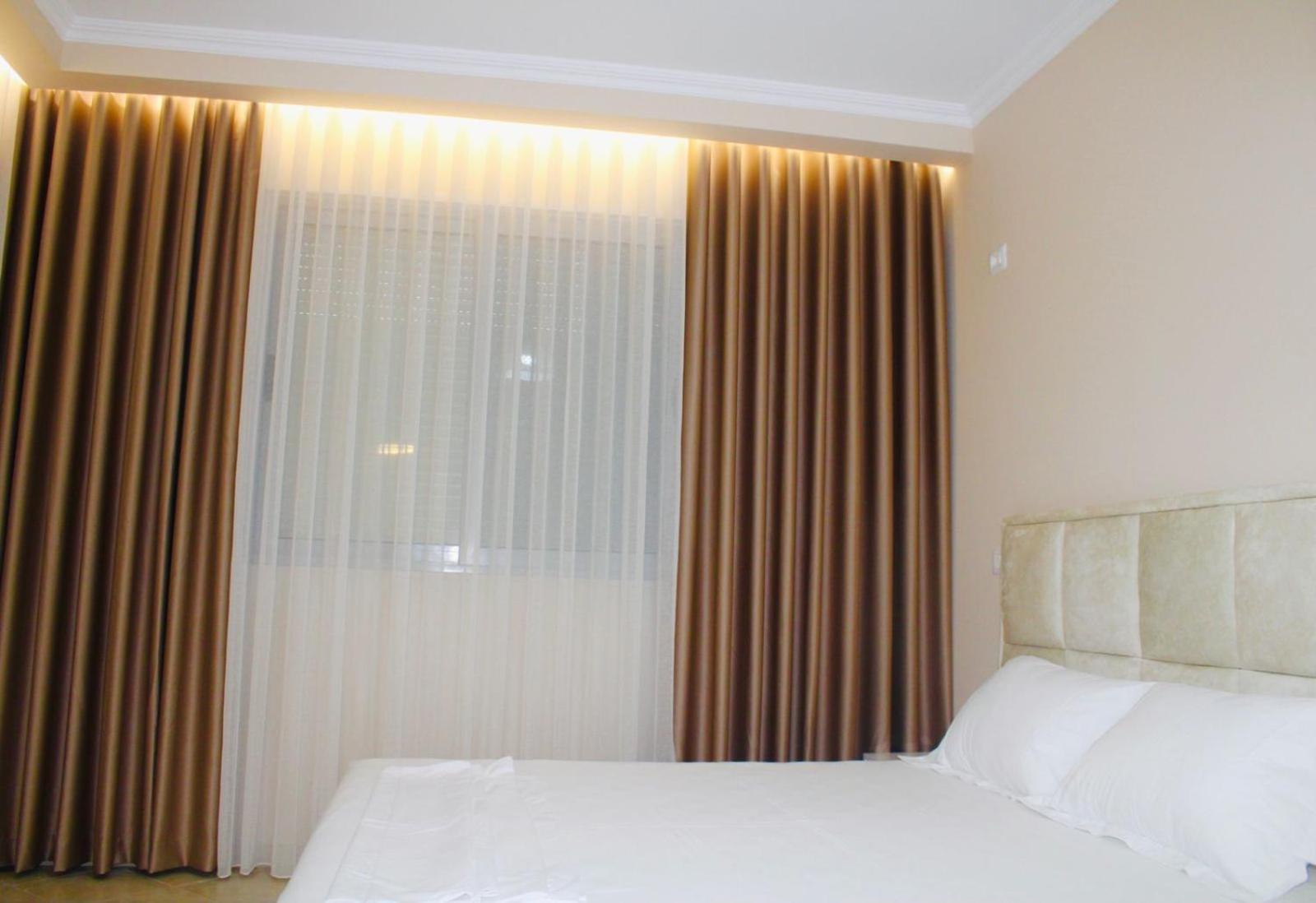Holiday Apartment Vlorë Buitenkant foto
