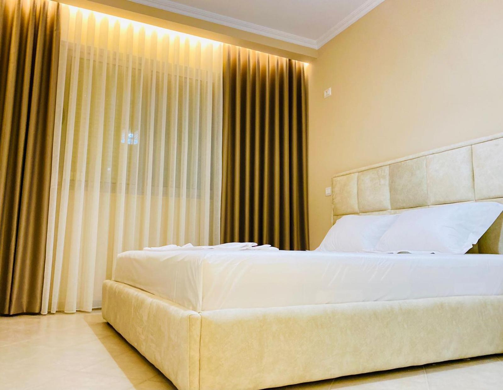 Holiday Apartment Vlorë Buitenkant foto