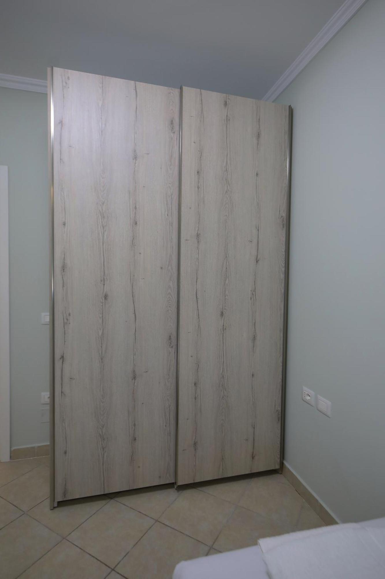 Holiday Apartment Vlorë Buitenkant foto