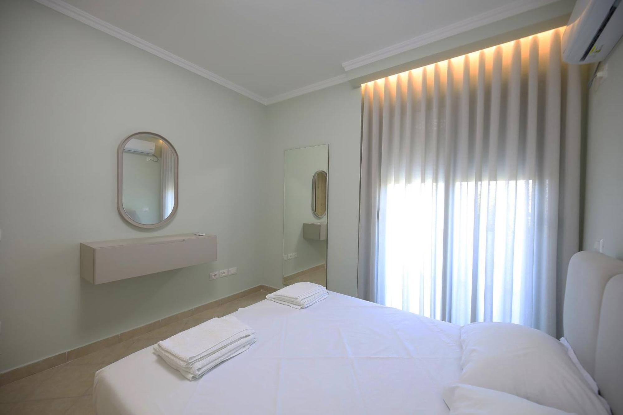 Holiday Apartment Vlorë Buitenkant foto